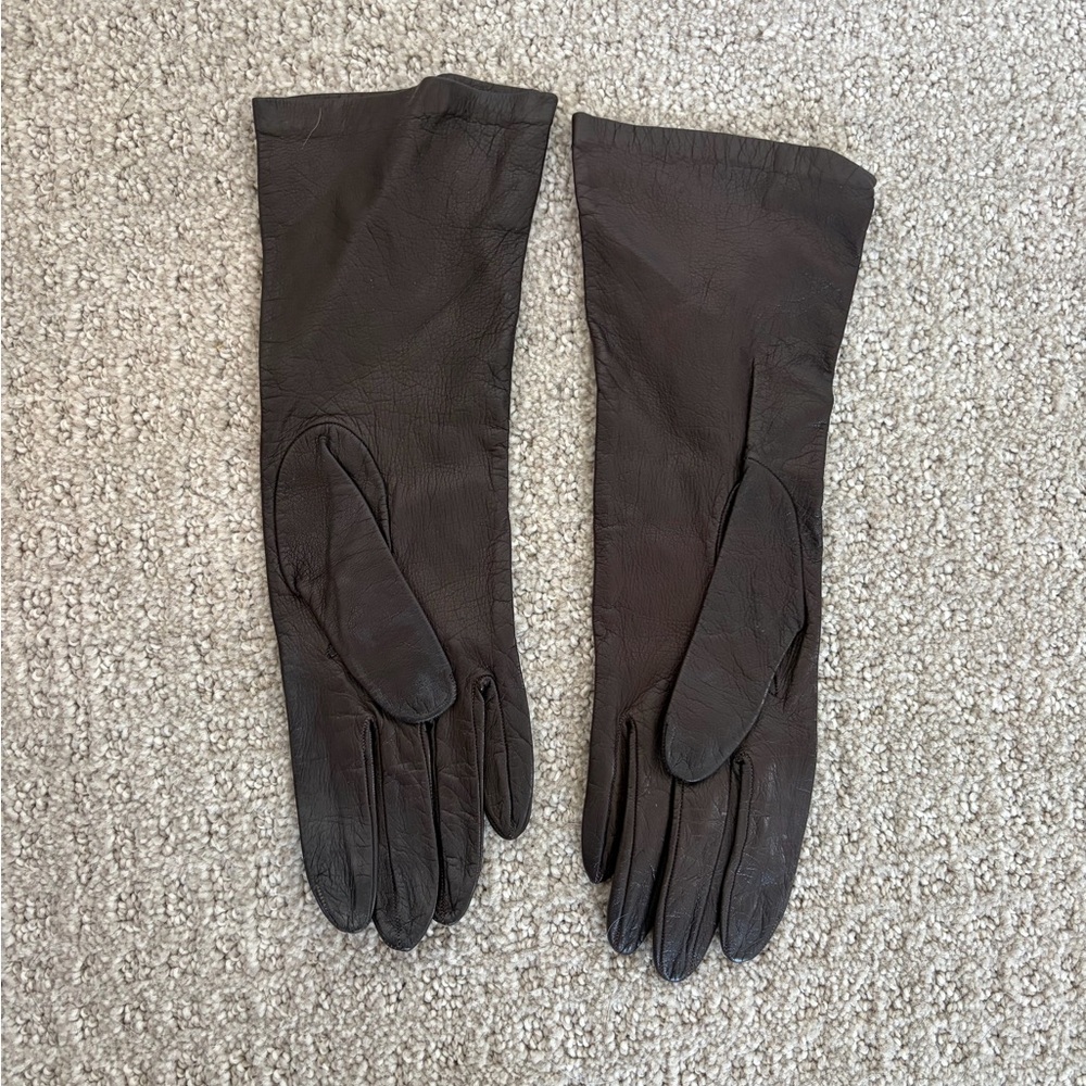 Elegant Brown Leather Gloves